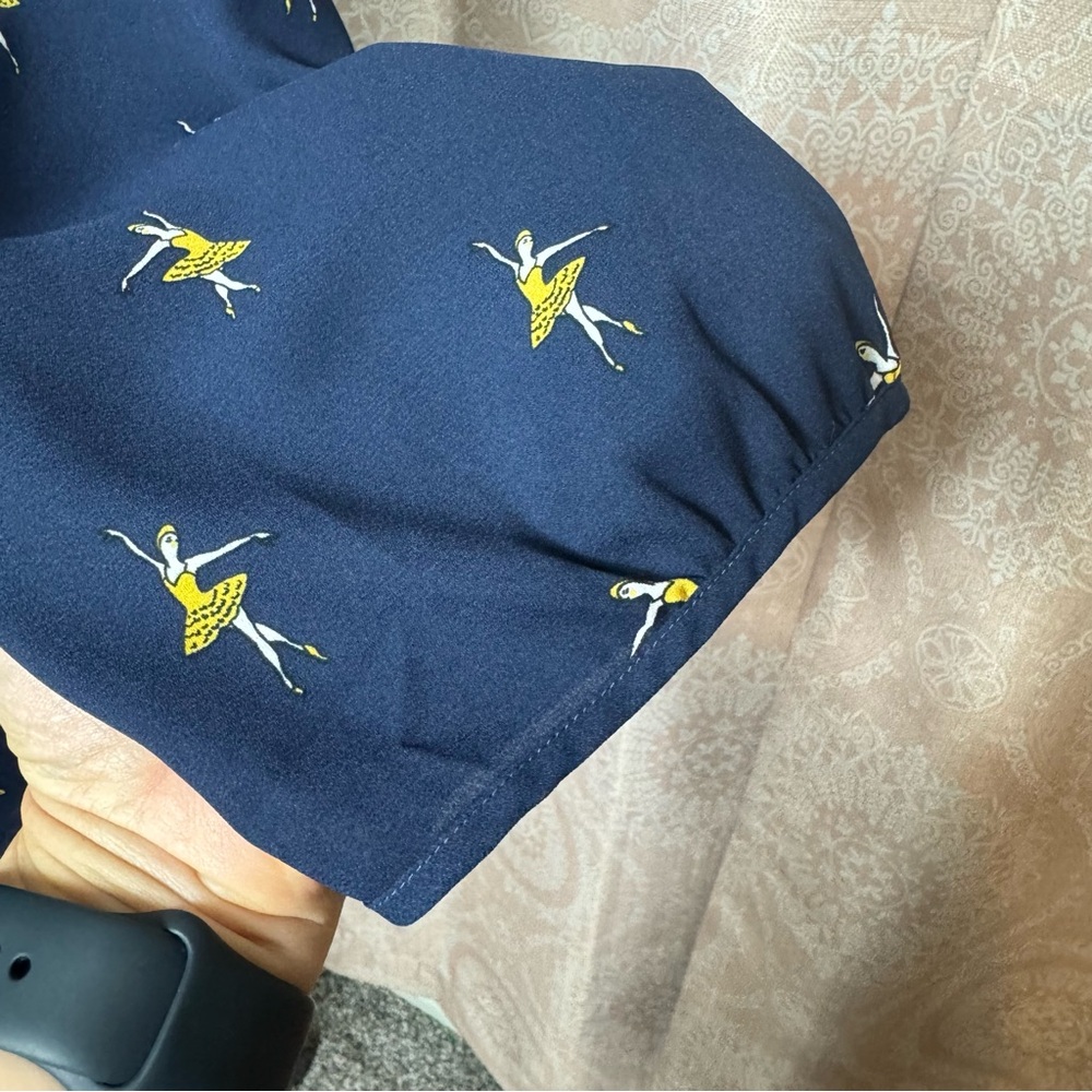 DE Collection Navy w/ Yellow Ballerina Dancer Print Blouse 3/4 Sleeve Twee - Picture 3 of 9
